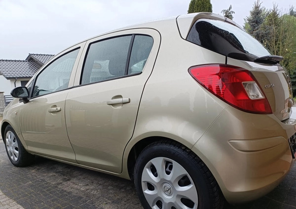Opel Corsa cena 12900 przebieg: 139000, rok produkcji 2008 z Gniezno małe 137